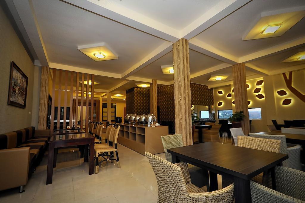 Spencer Green Hotel Batu  Bagian luar foto